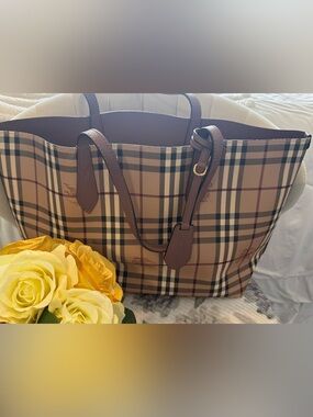 Classic Burberry Reversible tote(  Plaid & reversible to Mauve tote.